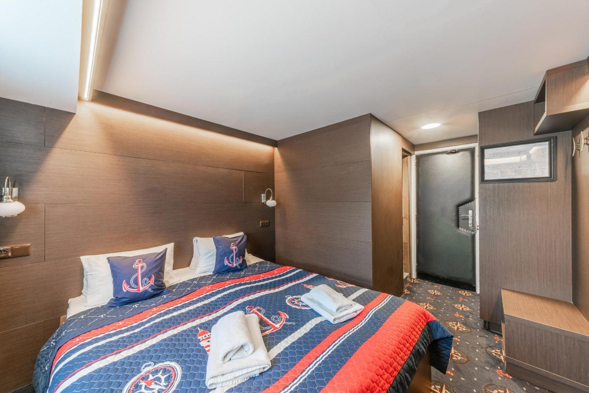 Albatros Botel Prag